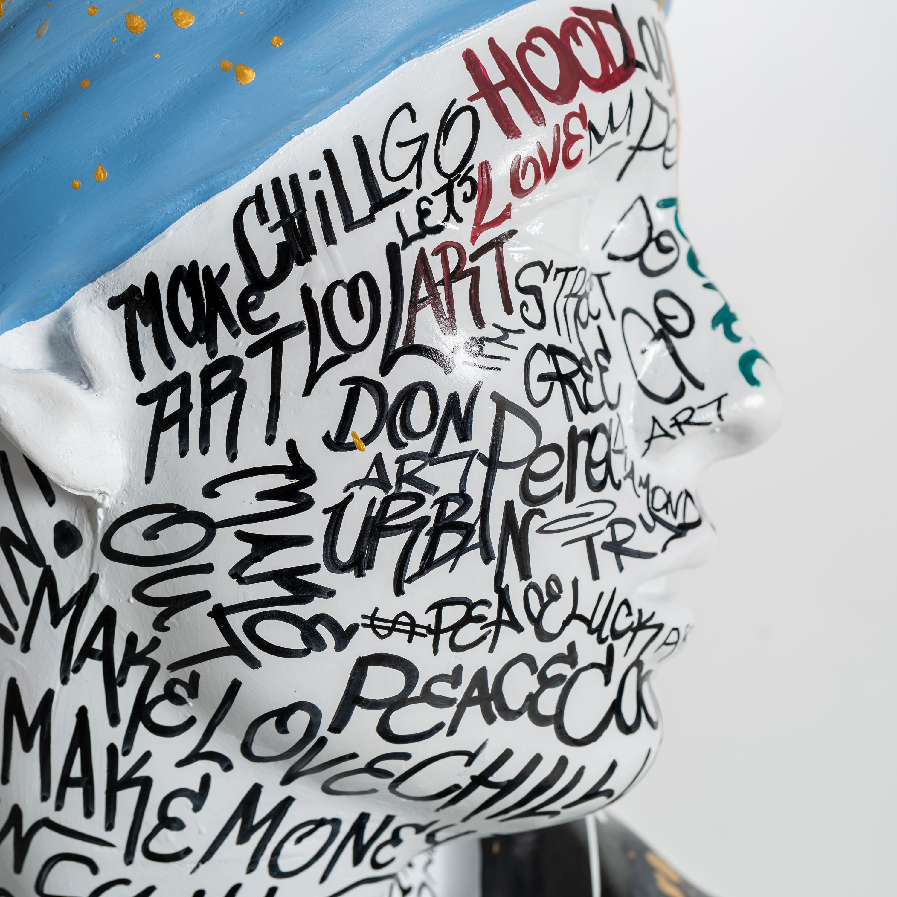 Graffiti Pearl. 20in